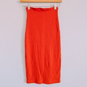 Reformation Red Ribbed Skirt. Size XS